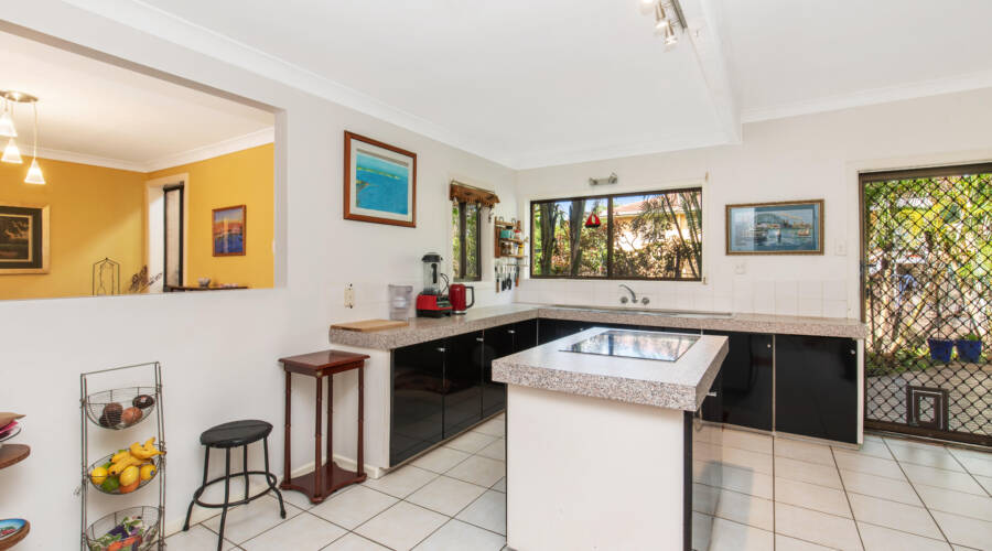 27 Lucinda Street, Clontarf, QLD 4357 Australia