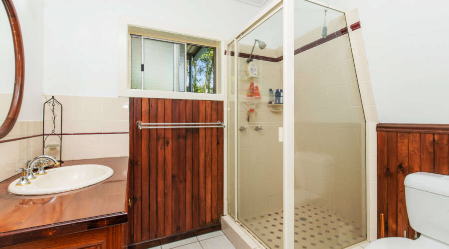 27 Lucinda Street, Clontarf, QLD 4357 Australia