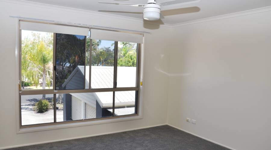 2/13 Carrathool Place, Mooloolaba, Qld 4557 Australia