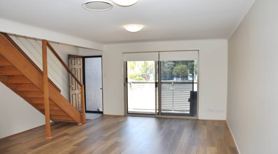 2/13 Carrathool Place, Mooloolaba, Qld 4557 Australia