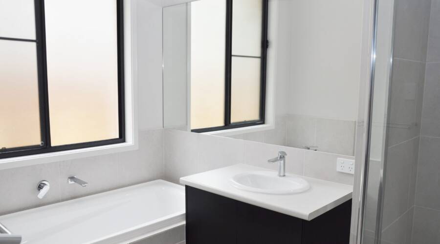 8 Winterford Place, Coes Creek, Qld 4560 Australia