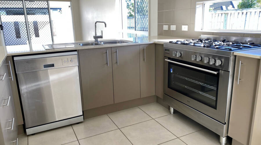 2 Jardine Court, Sippy Downs, QLD 4556 AUS