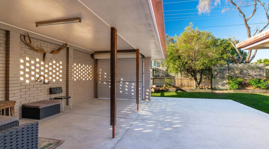 80 Goodchap, Noosaville, QLD 4566 AUS