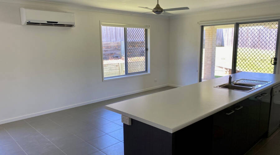 32 Straker Drive, Cooroy, QLD 4563 AUS