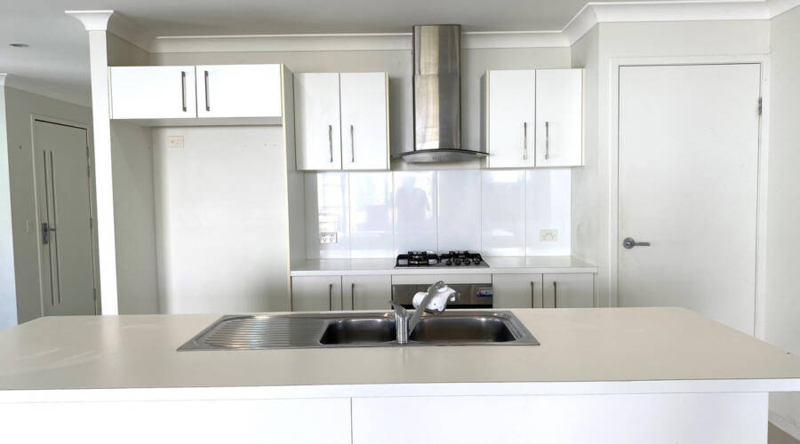 27 Scribbly Gum Circuit, Peregian Springs, QLD 4573 AUS