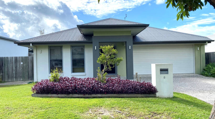 8 Goldfinch Close, Peregian Springs, QLD 4573 AUS