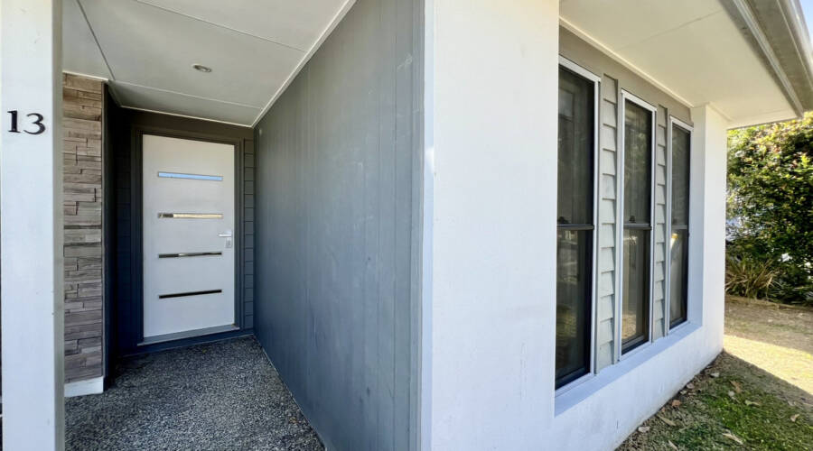 13/2 Pandorea Court, NOOSAVILLE, QLD 4566 AUS