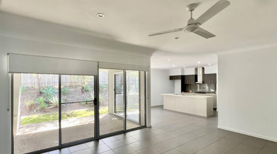 13/2 Pandorea Court, NOOSAVILLE, QLD 4566 AUS