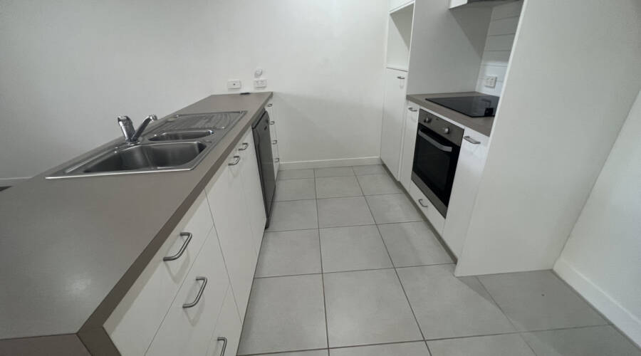 2/2-12 Kurrimine Crescent, Mountain Creek, QLD 4557 AUS