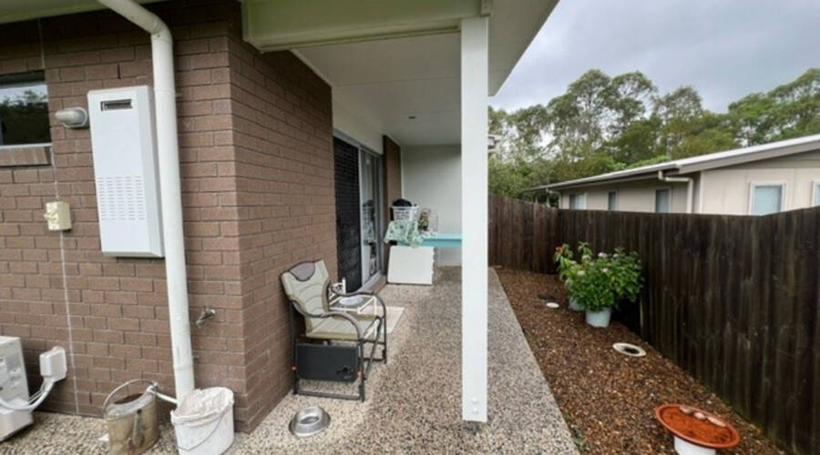 2/10 Orientation Place, Nambour, QLD 4560 AUS