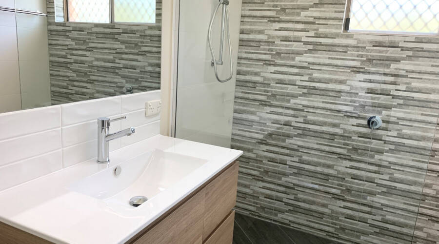 2/13 Carrothool Place, Mooloolaba, QLD 4557 AUS