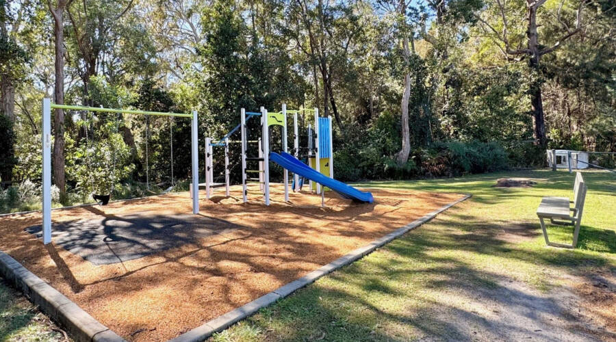 12/2 Pandorea Court, Noosaville, QLD 4566 AUS