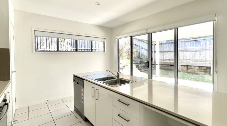 12/2 Pandorea Court, Noosaville, QLD 4566 AUS