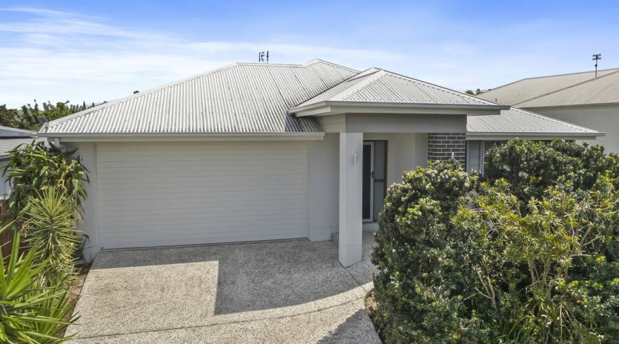 39 Sandhurst Crescent, Peregian Springs, QLD 4573 AUS