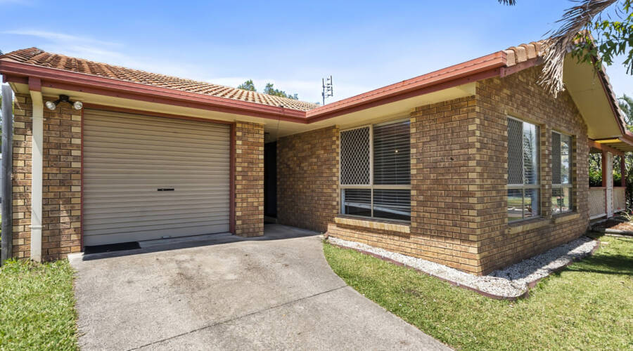 17 Malumba Drive, Currimundi, QLD 4551 AUS