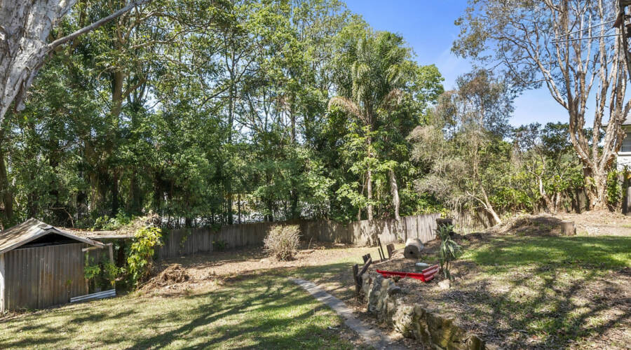 25 Crusher Park Drive, Nambour, QLD 4560 AUS