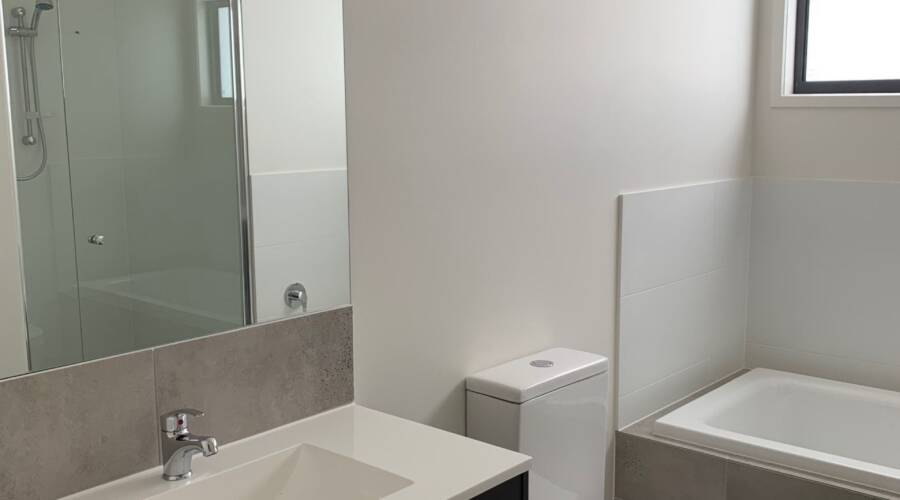 64 Parkway Tce, Palmview, QLD 4553 Australia