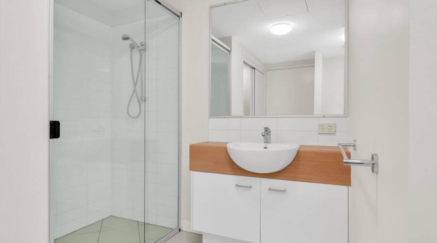 11/25 Doolan St, Nambour, QLD 4560 Australia