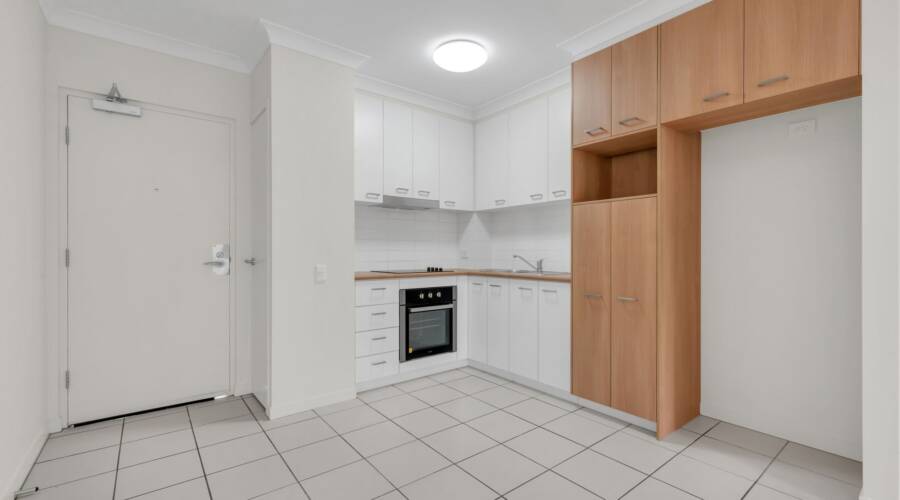 11/25 Doolan St, Nambour, QLD 4560 Australia