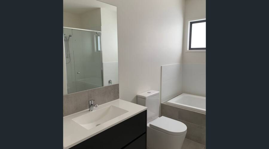 64 Parkway Tce, Palmview, Palmview,  Qld 4553